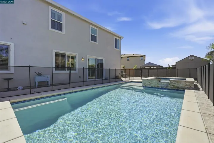 1655 Apricot Ct, Dixon, California 95620