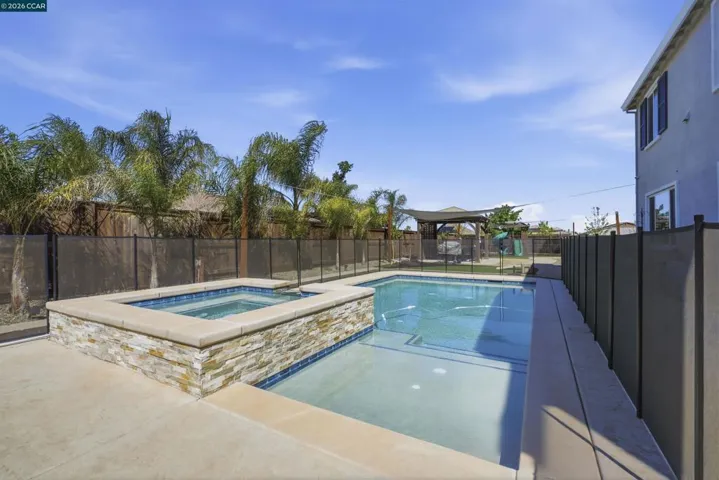 1655 Apricot Ct, Dixon, California 95620