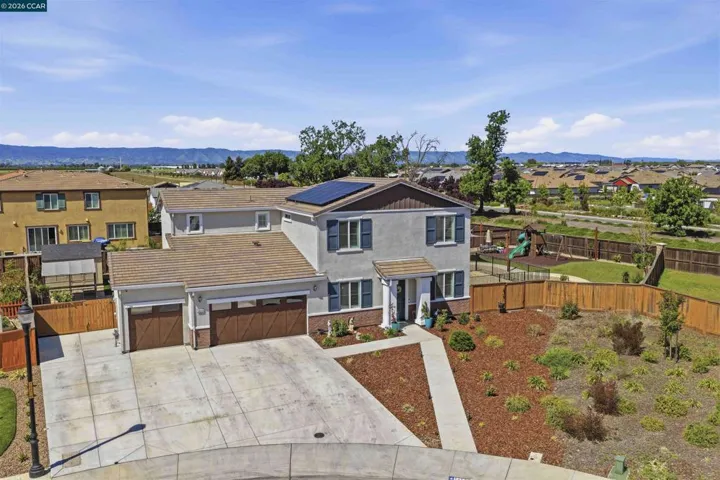 1655 Apricot Ct, Dixon, California 95620