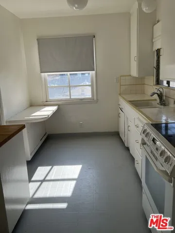 2625 Cardiff Avenue, Los Angeles, California 90034