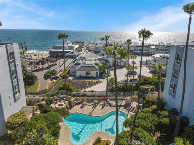 692 The Village, Redondo Beach, California 90277