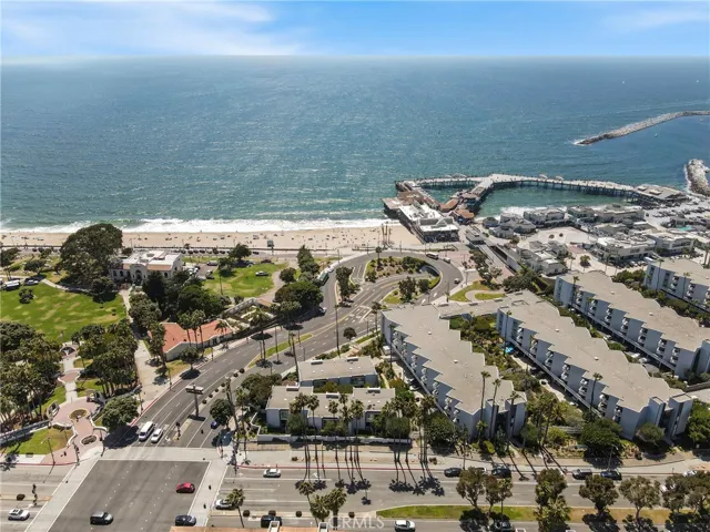 692 The Village, Redondo Beach, California 90277