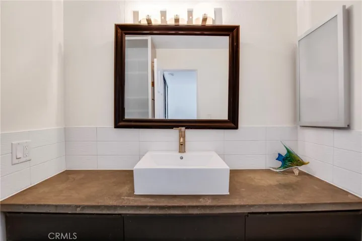 692 The Village, Redondo Beach, California 90277