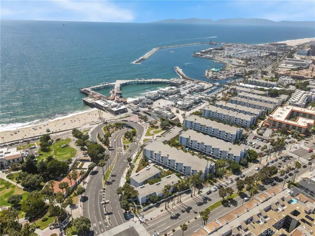 692 The Village, Redondo Beach, California 90277