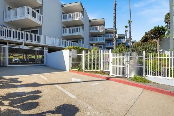 692 The Village, Redondo Beach, California 90277