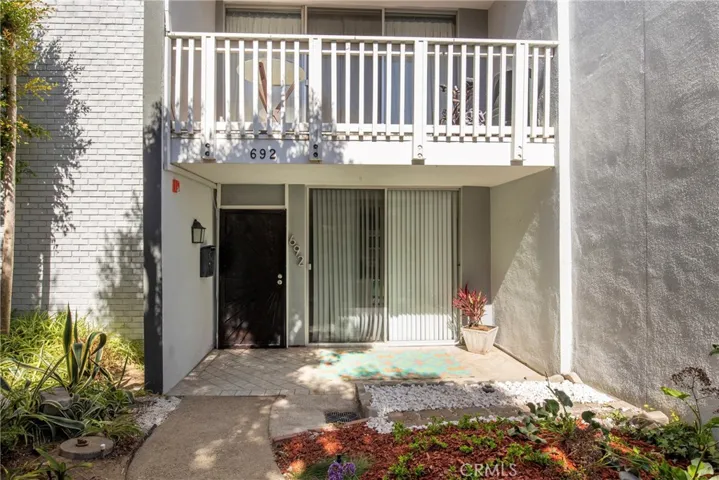 692 The Village, Redondo Beach, California 90277
