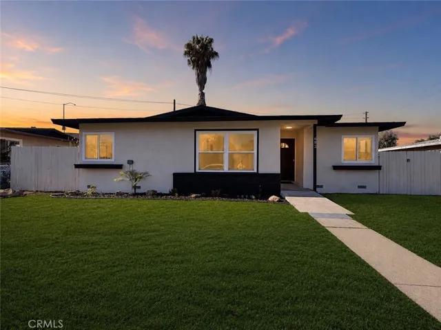 682 E La Verne Avenue, Pomona, California 91767
