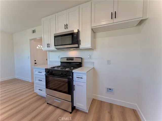 682 E La Verne Avenue, Pomona, California 91767