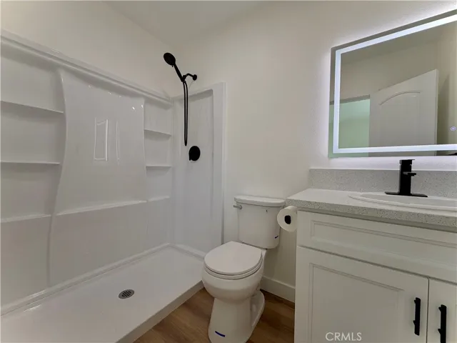 682 E La Verne Avenue, Pomona, California 91767