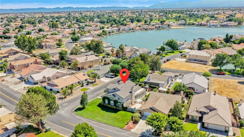 18570 Niagara, Victorville, California 92395