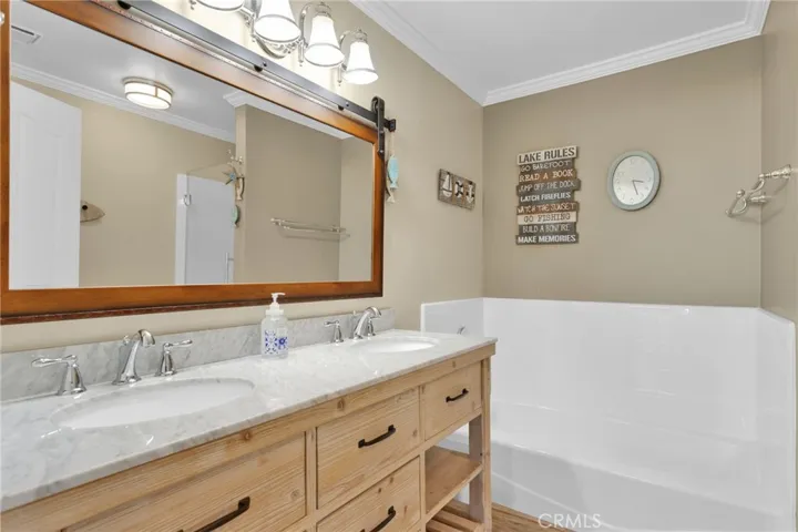 18570 Niagara, Victorville, California 92395