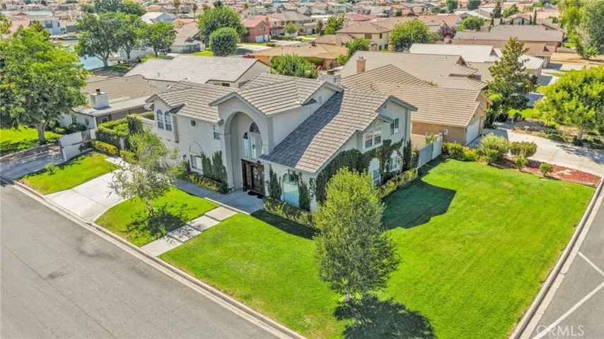 18570 Niagara, Victorville, California 92395