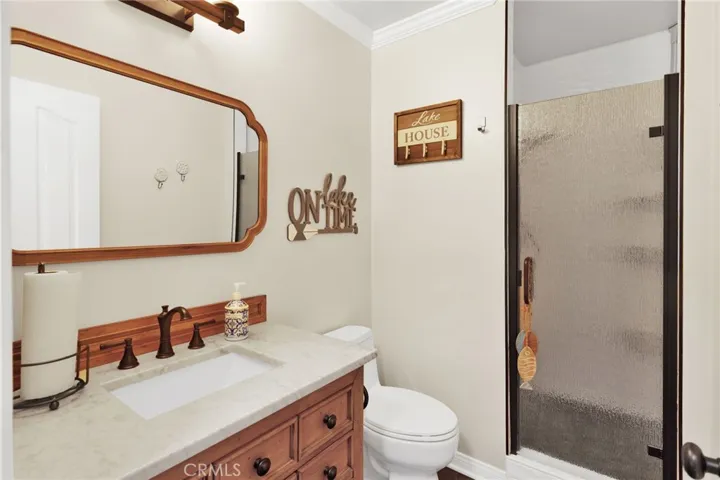 18570 Niagara, Victorville, California 92395