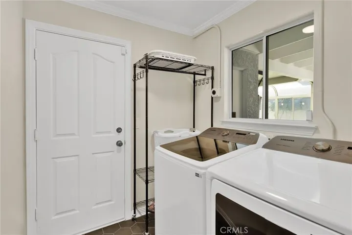 18570 Niagara, Victorville, California 92395