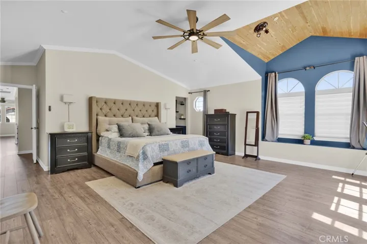 18570 Niagara, Victorville, California 92395