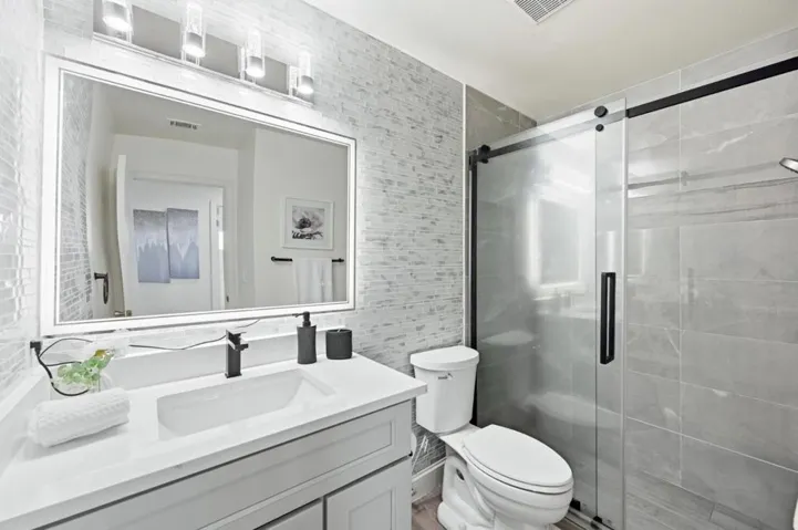 1725 Red Maple Street, Union City, California 94587