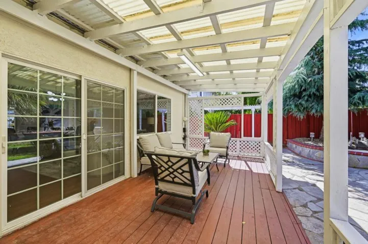 1725 Red Maple Street, Union City, California 94587