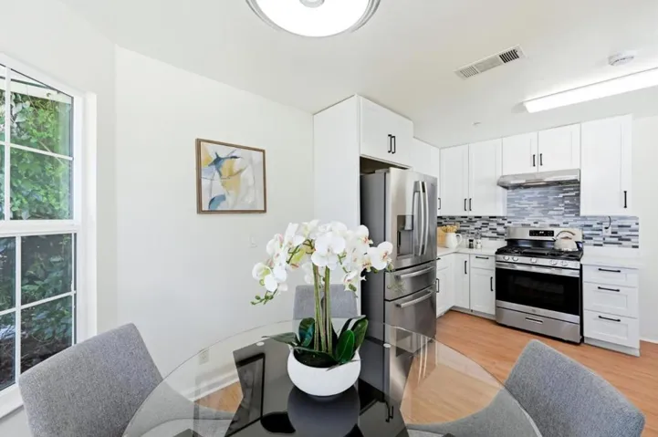 1725 Red Maple Street, Union City, California 94587
