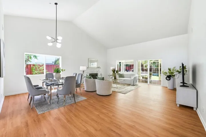 1725 Red Maple Street, Union City, California 94587