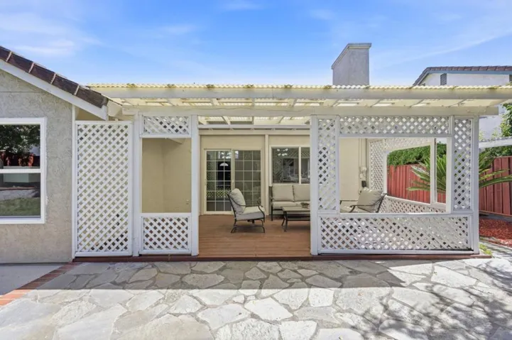 1725 Red Maple Street, Union City, California 94587