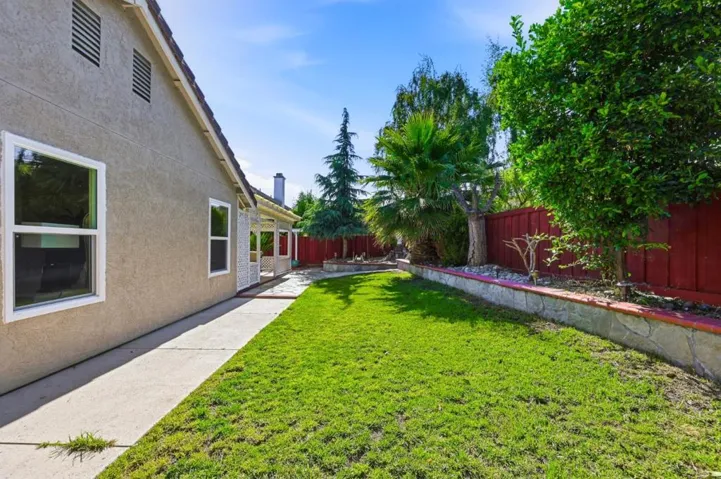 1725 Red Maple Street, Union City, California 94587