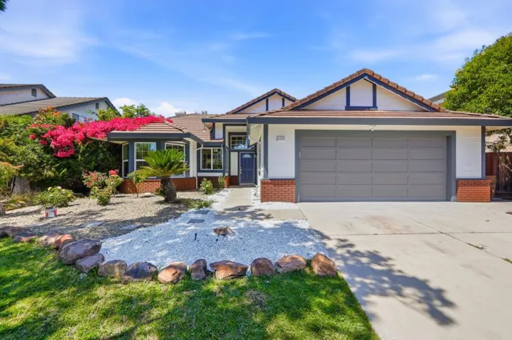 1725 Red Maple Street, Union City, California 94587