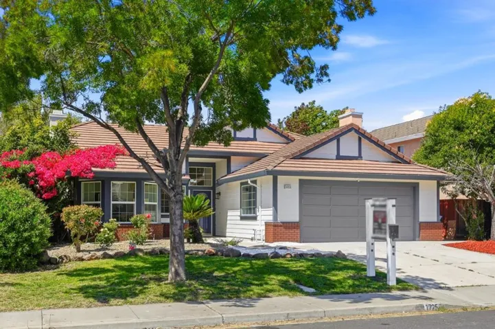 1725 Red Maple Street, Union City, California 94587
