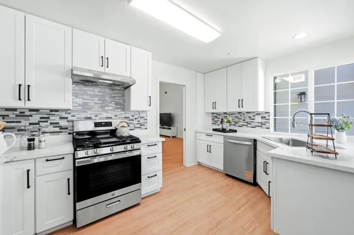 1725 Red Maple Street, Union City, California 94587