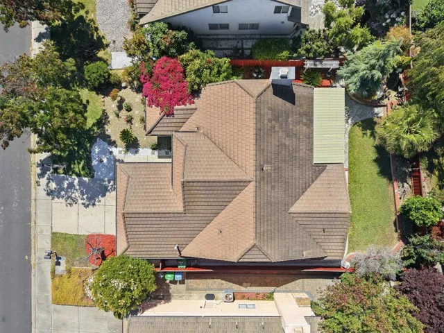 1725 Red Maple Street, Union City, California 94587