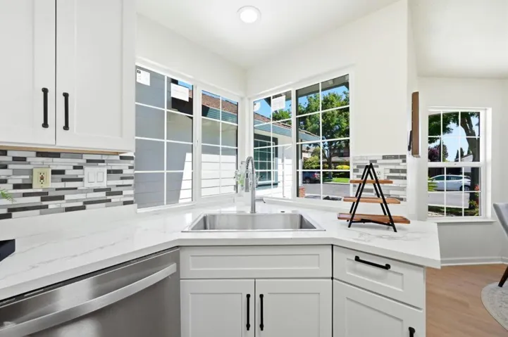 1725 Red Maple Street, Union City, California 94587