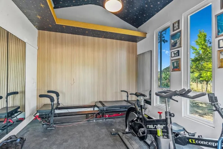 9465 Watsonville Road, Gilroy, California 95020