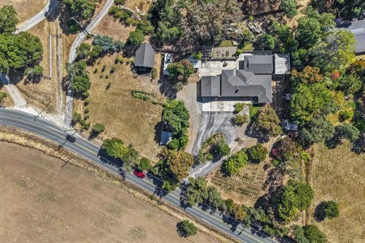 9465 Watsonville Road, Gilroy, California 95020