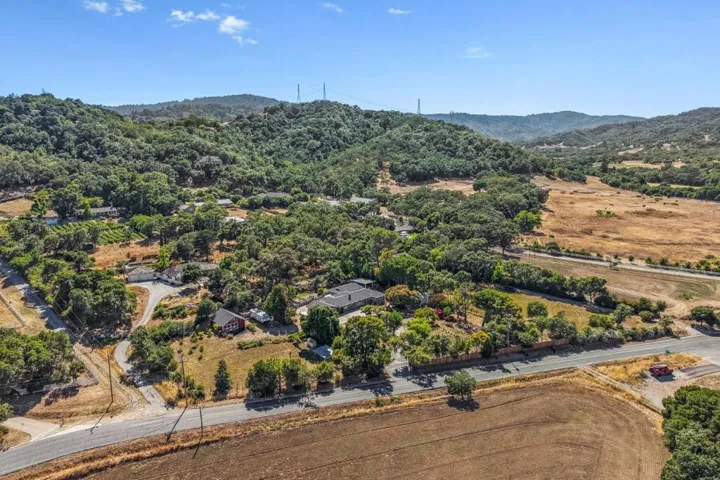 9465 Watsonville Road, Gilroy, California 95020