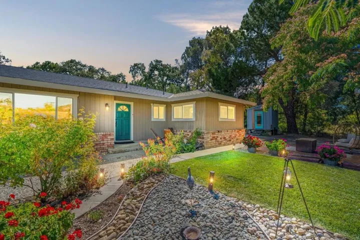 9465 Watsonville Road, Gilroy, California 95020