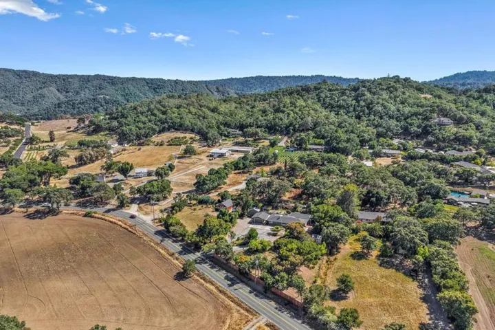 9465 Watsonville Road, Gilroy, California 95020