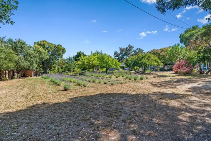 9465 Watsonville Road, Gilroy, California 95020