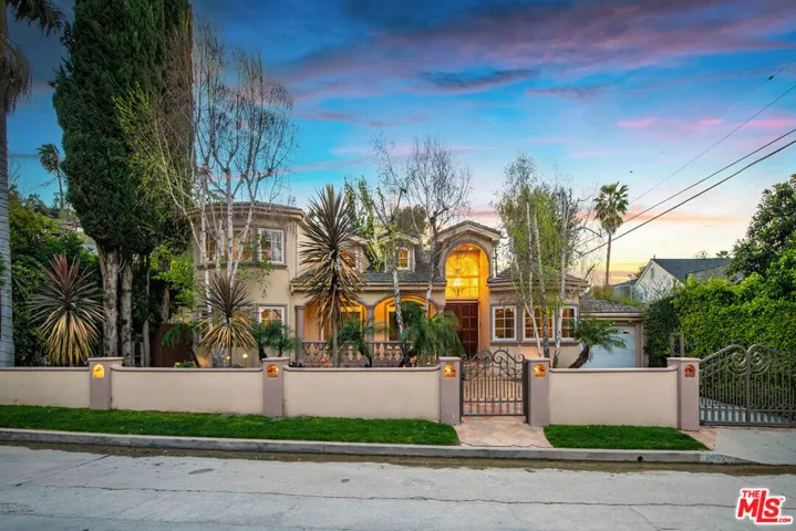 4063 Benedict Canyon Drive, Sherman Oaks, California 91423