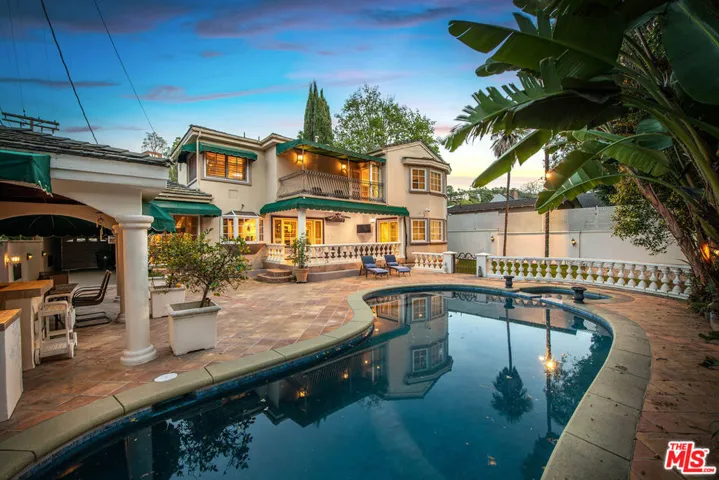 4063 Benedict Canyon Drive, Sherman Oaks, California 91423