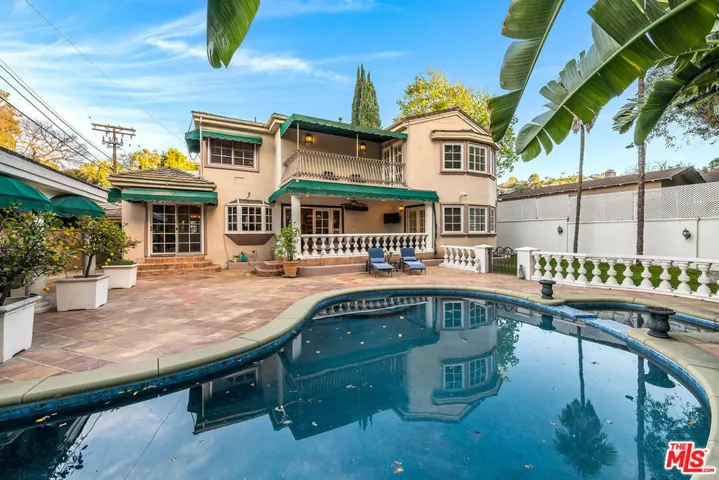 4063 Benedict Canyon Drive, Sherman Oaks, California 91423