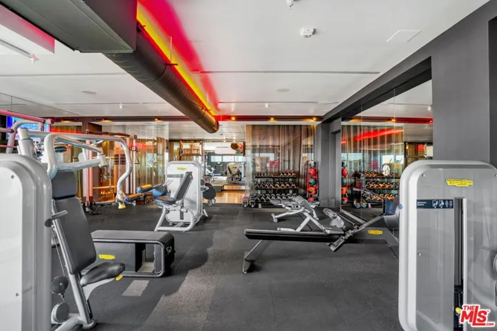 6250 Hollywood Boulevard 6f, Los Angeles, California 90028