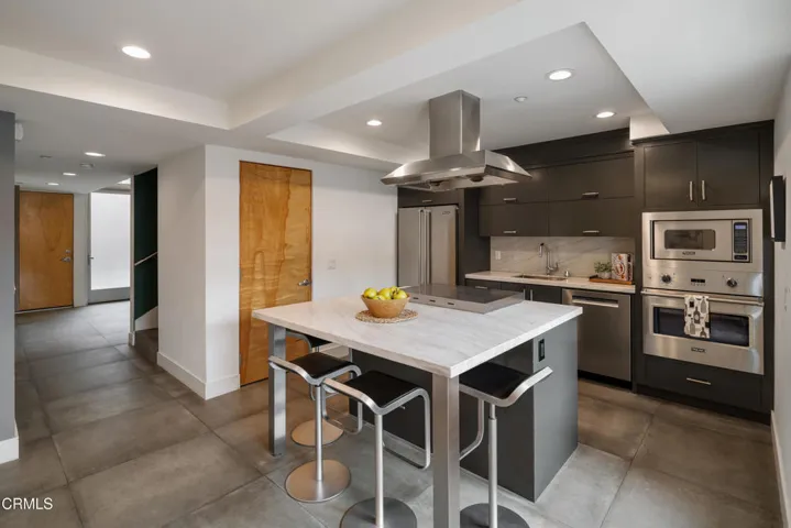 SSR_141SouthHudson103_026_FLEXMLS
