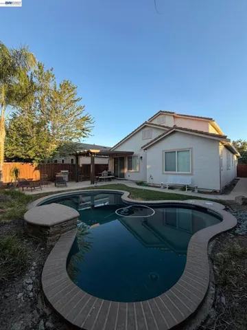684 Brazelton Cir, Vacaville, California 95688