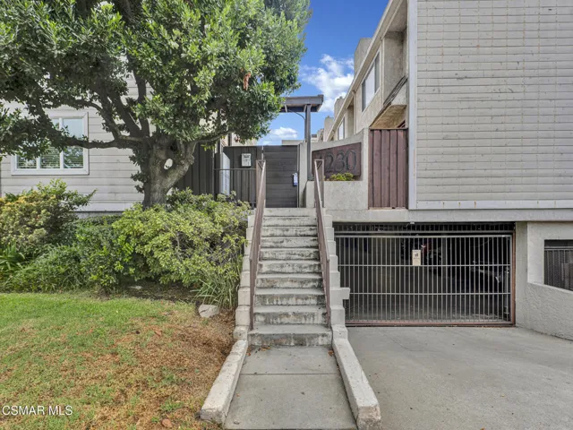 4230 Whitsett Ave #9, Studio City -HsHPr
