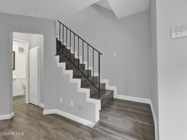4230 Whitsett Ave #9, Studio City -HsHPr