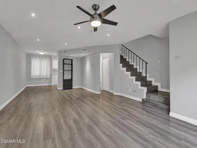 4230 Whitsett Ave #9, Studio City -HsHPr
