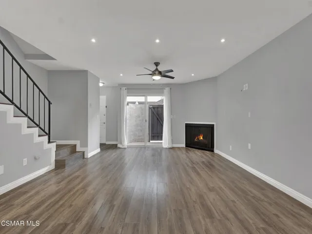 4230 Whitsett Ave #9, Studio City -HsHPr