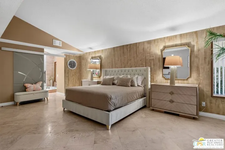 216 Kavenish Drive, Rancho Mirage, California 92270