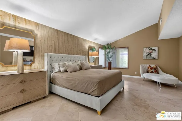 216 Kavenish Drive, Rancho Mirage, California 92270