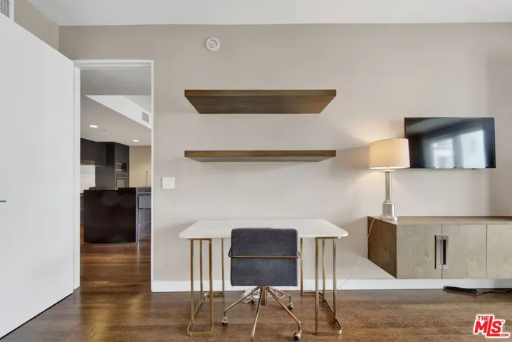6250 Hollywood Boulevard 6f, Los Angeles, California 90028