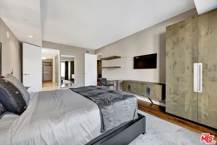 6250 Hollywood Boulevard 6f, Los Angeles, California 90028